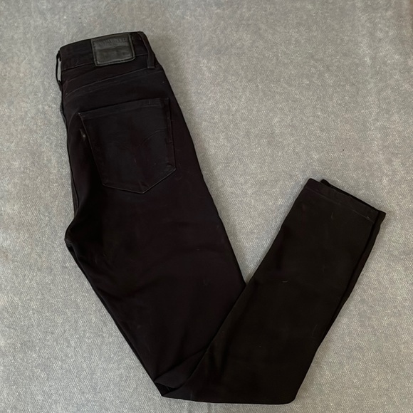 Levi’s 721 high rise skinny jeans - Picture 3 of 6